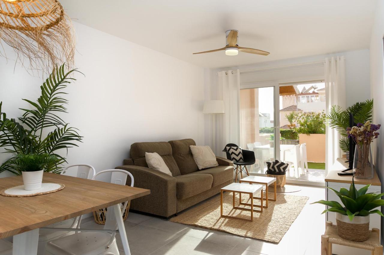 Apartamento Surf - Wifi - Parking - Swimming Pool - Patio - Garden