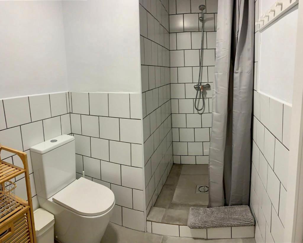 Apartamento Surf - Wifi - Parking - Swimming Pool - Patio - Garden *